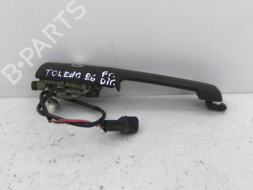 Used Front right exterior door handle SEAT TOLEDO I (1L2) 1.9 TDI (90 hp) 19813702