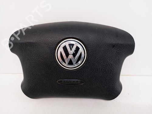 Used Driver airbag Driver airbag VW GOLF IV (1J1) 1.4 16V (75 hp) 33211546 33211546