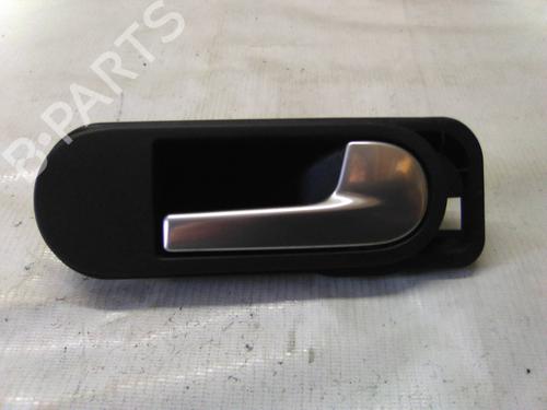 Used Rear right exterior door handle VW GOLF V (1K1) 2.0 TDI (136 hp) 19835057