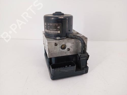 ABS Bremseaggregat VW GOLF IV (1J1) 1.6 (100 hp) 33178911