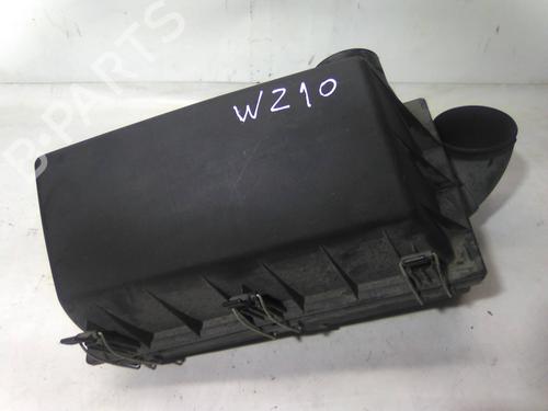 Used Air filter box MERCEDES-BENZ E-CLASS (W210) E 200 (210.035) (136 hp) 19815049