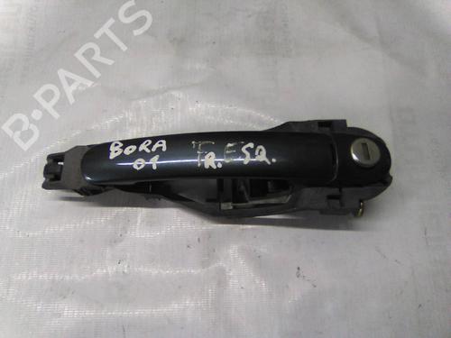 Used Front left exterior door handle VW BORA I (1J2) 1.4 16V (75 hp) 19833925