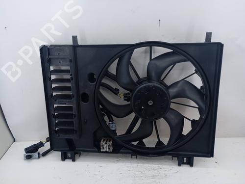 Used Radiator fan PEUGEOT 508 I (8D_) 2.0 HDi Hybrid4 AWC (200 hp) 30002447