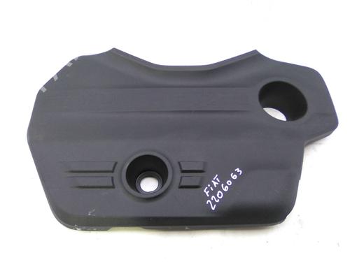 Used Valve cover FIAT 500X (334_) 1.6 D Multijet (334AXA1B, 334AXA11) (120 hp) 19825054
