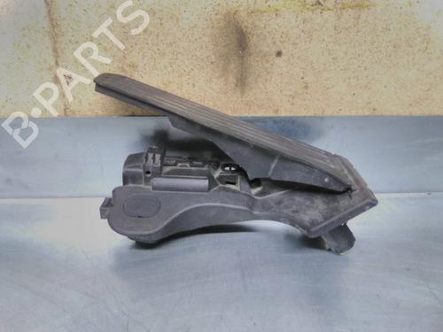 Used Pedal VW TOURAN (1T1, 1T2) 1.9 TDI (100 hp) 19851619