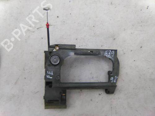 Stütze für BMW 5 Touring (E39) 525 tds (143 hp) 22958042