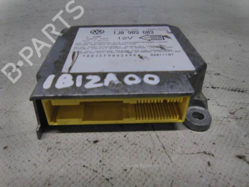 Used ECU airbags SEAT IBIZA II (6K1) 1.0 i (50 hp) 19848296