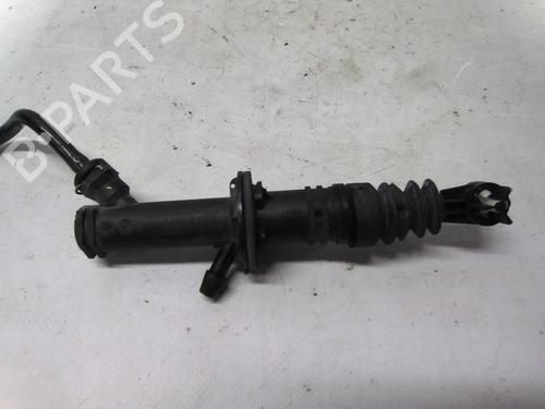 Used Clutch pedal RENAULT CLIO III Grandtour (KR0/1_) 1.2 16V Hi-Flex (KR0S) (75 hp) 19869709