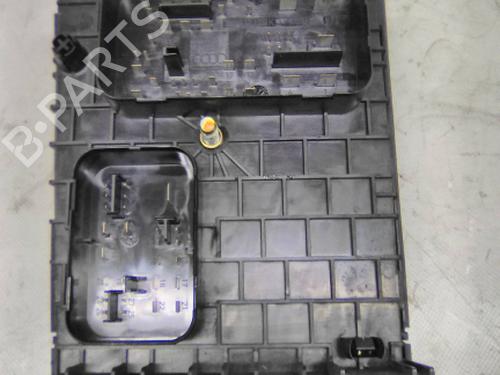 Used Fuse box AUDI A3 (8P1) 2.0 TDI 16V (140 hp) 19857379