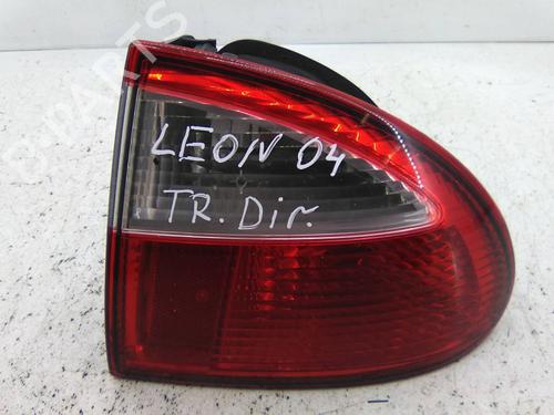 Używane Lampa tylna prawa SEAT LEON (1M1) 1.9 TDI (150 hp) 21130962