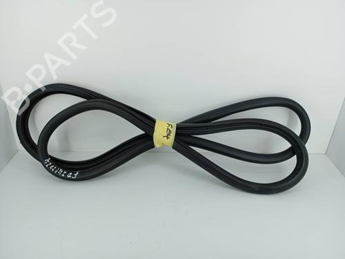 Gummiliste PEUGEOT 308 II (LB_, LP_, LW_, LH_, L3_) 1.6 HDi (92 hp) 31624868