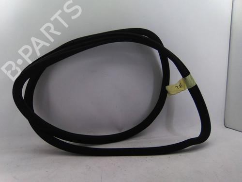 Used Rubber door seal MERCEDES-BENZ C-CLASS (W204) C 220 CDI (204.002) (163 hp) 21795202