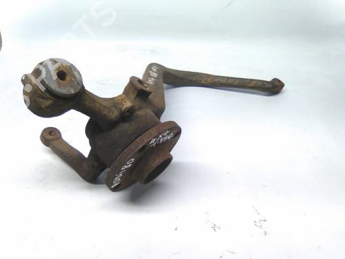 Used Left rear steering knuckle AUDI 80 B4 Saloon (8C2) 2.0 E quattro (115 hp) 19870380