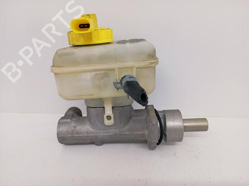 Hovedbremsecylinder VW GOLF IV Variant (1J5) 1.4 16V (75 hp) 33178909
