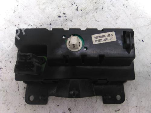 Electronic module PEUGEOT 206 Hatchback (2A/C) 1.1 i | BP19810666M83 