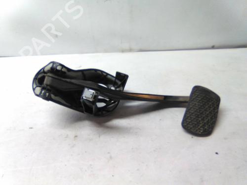 Used Break pedal MERCEDES-BENZ C-CLASS (W204) C 220 CDI (204.008) (170 hp) 19853646