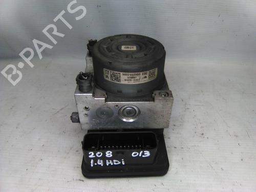 Used ABS pump PEUGEOT 208 I (CA_, CC_) 1.4 HDi (68 hp) 19813067