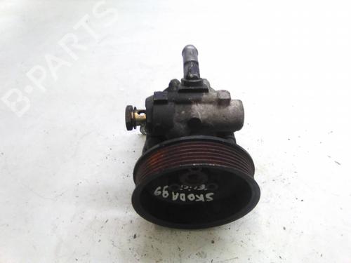 Used Steering pump SKODA FELICIA I (6U1) 1.3 (58 hp) 22936437