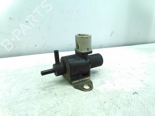 other-volvo-v40-estate-645-19-td-7700275912-1995-1996-1997-1998-1999-2000-2001-2002-2003-2004-19874110 main image