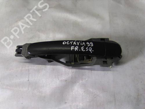 Used Front left exterior door handle SKODA OCTAVIA I (1U2) 1.4 (60 hp) 19834424