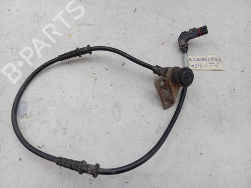 Used Electronic module MERCEDES-BENZ E-CLASS (W210) E 220 D (75 hp) 31256373