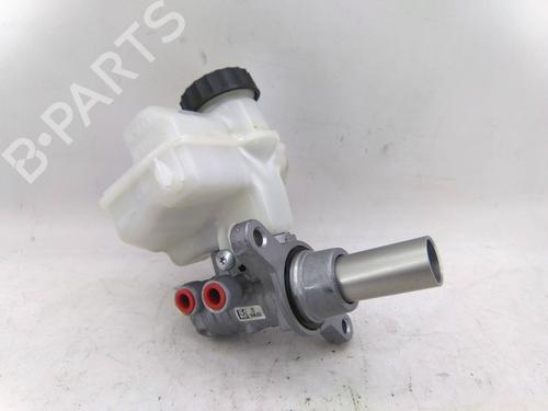 Used Brake master cylinder BMW 5 Touring (G31) 525 d (211 hp) 21496579