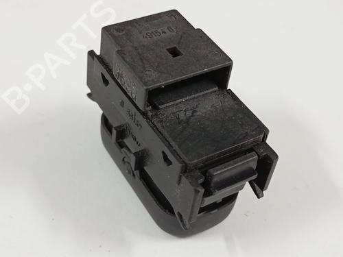 Switch MERCEDES-BENZ E-CLASS (W210) E 220 D (210.004) | BP32390769I30