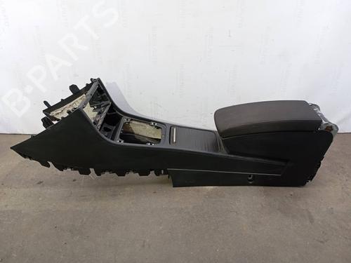 Used Middle console VW PASSAT B6 (3C2) 1.9 TDI (105 hp) 19814039