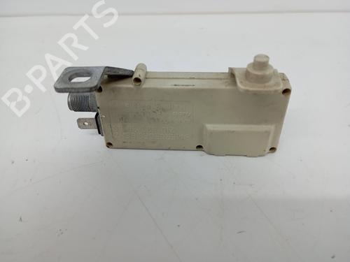 Used Electronic module Electronic module MERCEDES-BENZ E-CLASS (W210) E 200 (210.035) (136 hp) 32787681 32787681