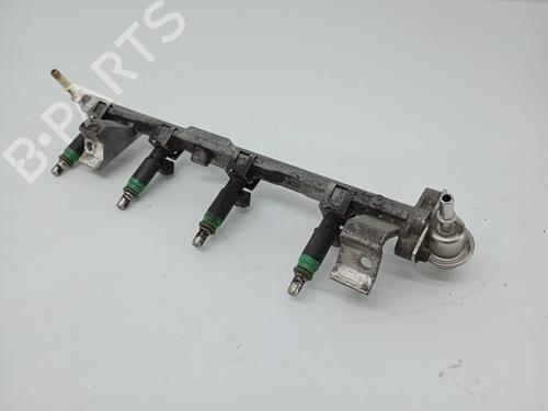 Used Injection rail FORD FIESTA IV (JA_, JB_) 1.25 i 16V (75 hp) 31054258