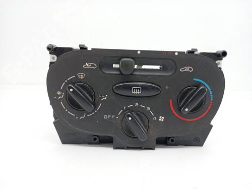 Used Switch PEUGEOT 206 Hatchback (2A/C) 1.1 i (60 hp) 31633204