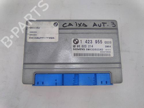 Used Engine control unit (ECU) BMW 3 (E46) 330 d (184 hp) 19843671