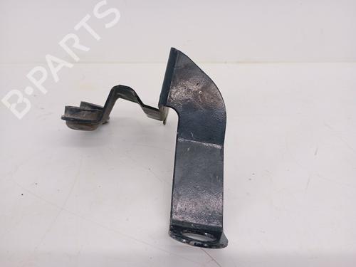 Used Support VW GOLF IV Variant (1J5) 1.4 16V (75 hp) 33211597