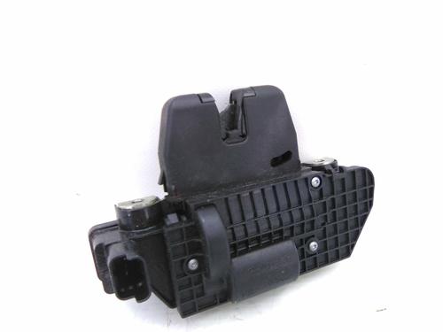 Used Tailgate lock PEUGEOT 208 I (CA_, CC_) 1.6 HDi / BlueHDi 75 (75 hp) 19865679