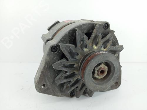 Used Alternator VW PASSAT B3/B4 (315, 3A5) 2.0 (116 hp) 31864910