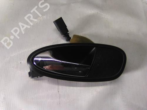 Used Front left interior door handle SEAT LEON (1P1) 1.4 16V (86 hp) 19834749