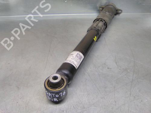 Used Right rear shock absorber VW PASSAT B8 (3G2, CB2) 1.6 TDI (120 hp) 19847303