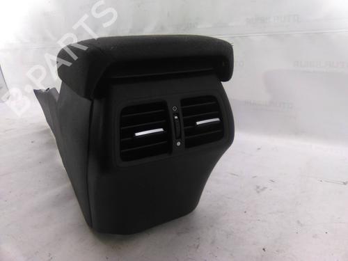 Middle console HONDA ACCORD VIII (CU) 2.2 i-DTEC (CU3) | BP19828836I22 