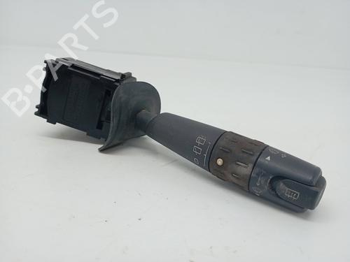 Used Steering column stalk CITROËN XSARA (N1) 1.4 i (75 hp) 32484591