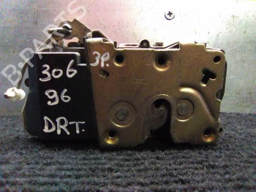 Used Front right lock PEUGEOT 306 Hatchback (7A, 7C, N3, N5) 1.9 DT (90 hp) 19851990