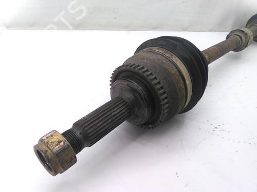 Right front driveshaft MITSUBISHI CARISMA Saloon (DA_) 1.6 (DA1A) | BP19862379M39 