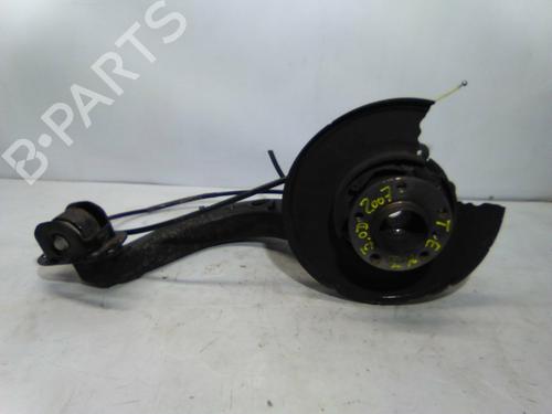 Used Left rear steering knuckle BMW X3 (E83) xDrive 30 d (218 hp) 19868651