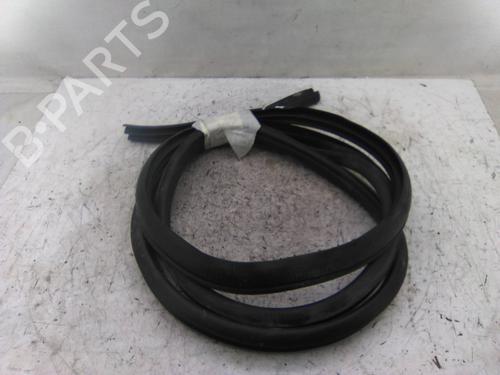 Used Rubber door seal SUBARU XV (_GP_) 2.0 D AWD (GPD) (147 hp) 19859014
