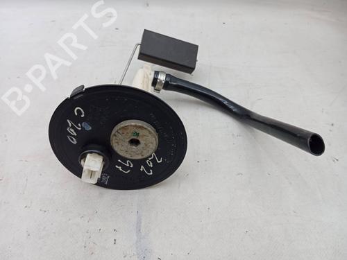 Used Fuel pump MERCEDES-BENZ C-CLASS (W202) C 220 D (202.121) (95 hp) 31256284