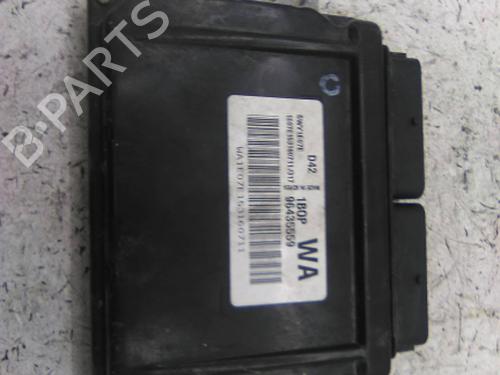 Used Engine control unit (ECU) CHEVROLET AVEO / KALOS Hatchback (T200) 1.2 (72 hp) 19833823