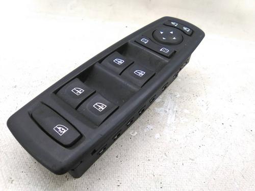 Used Switch RENAULT LAGUNA III (BT0/1) 2.0 dCi (BT07, BT0J, BT14, BT1A, BT1S) (131 hp) 30471062