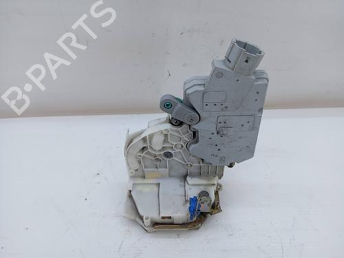 Used Rear right lock NISSAN PRIMERA Hatchback (P11) 2.0 TD (90 hp) 29184614