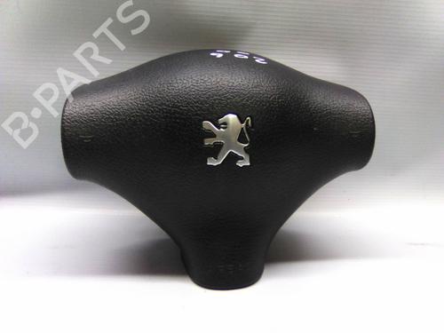 Used Driver airbag PEUGEOT 206 Hatchback (2A/C) 1.1 i (60 hp) 19846513