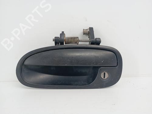 Used Front left exterior door handle HONDA CIVIC VI Saloon (EJ, EK, SO) 1.5 i (EK3) (114 hp) 32430071