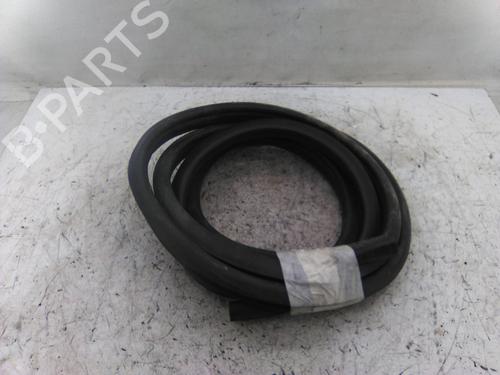 Used Rubber door seal SUBARU XV (_GP_) 2.0 D AWD (GPD) (147 hp) 19859008